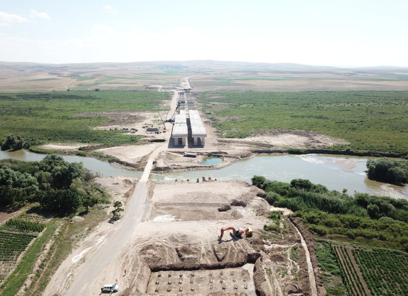 Ankara-Niğde Otoyol İnşaatı Kırşehir Bağlantı Yolu ve Kızılırmak Viyadüğü İnşaatı İşi